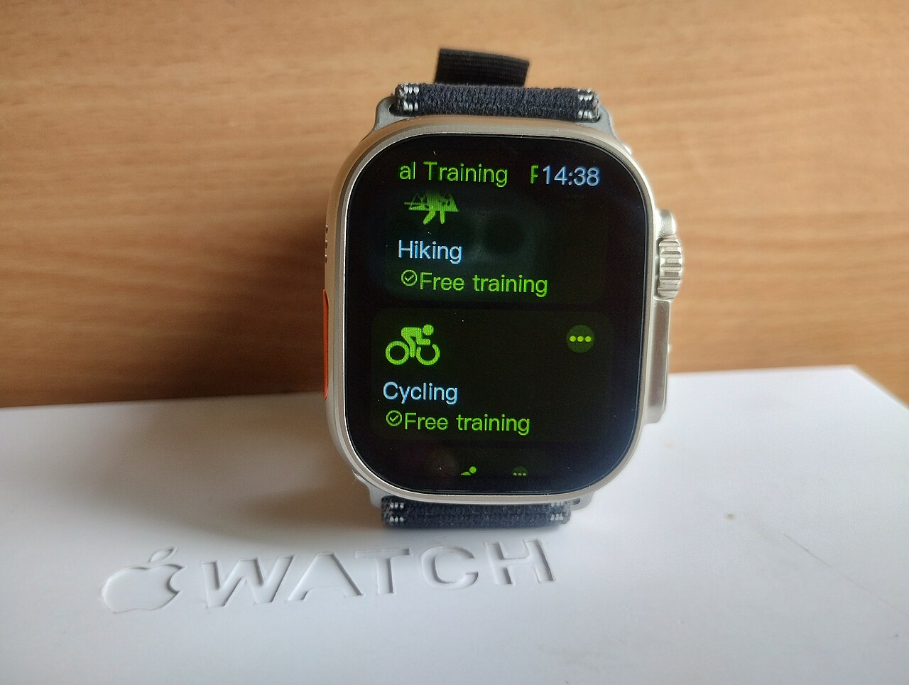 ภาพประกอบ: Apple Watch Ultra 3 Ti Ocean Band (2026)