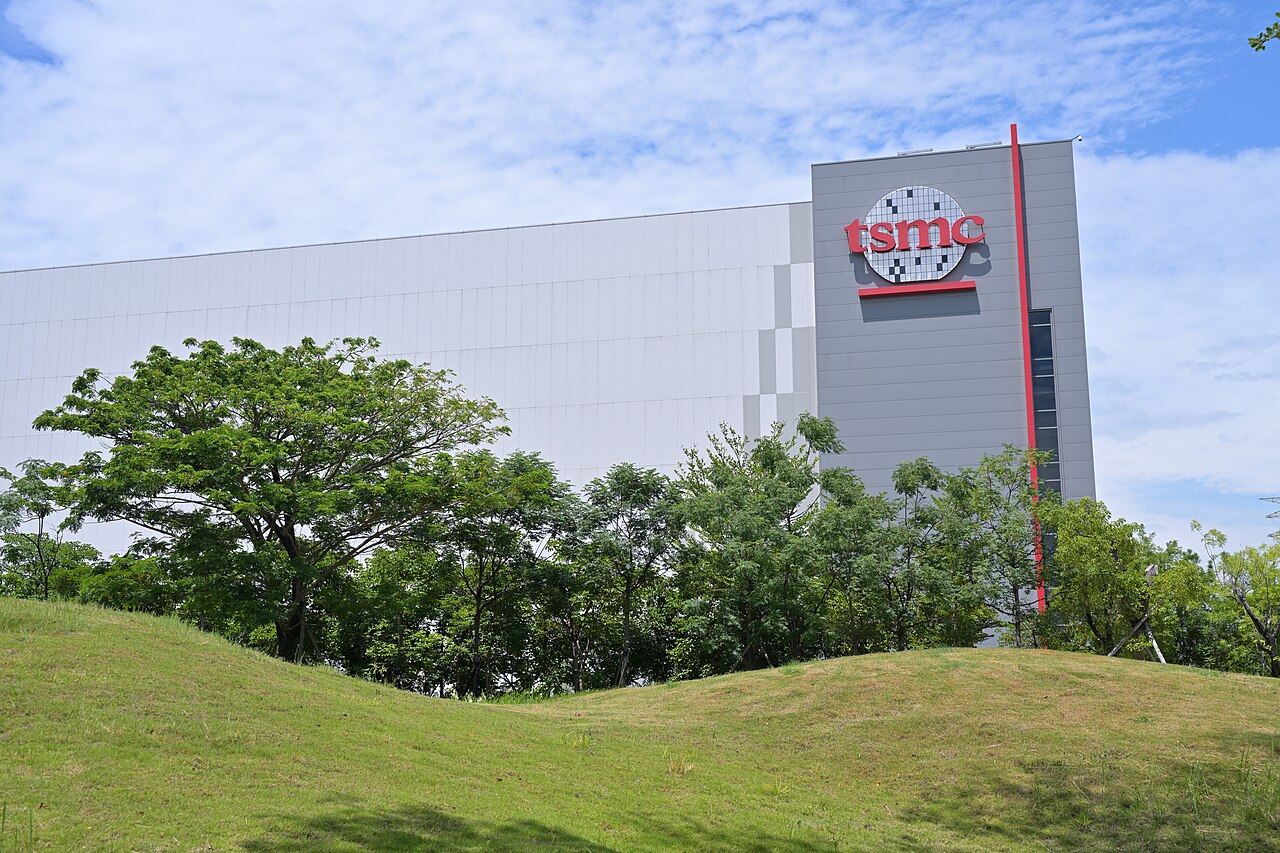ภาพประกอบ: TSMC AP2 building May 2025